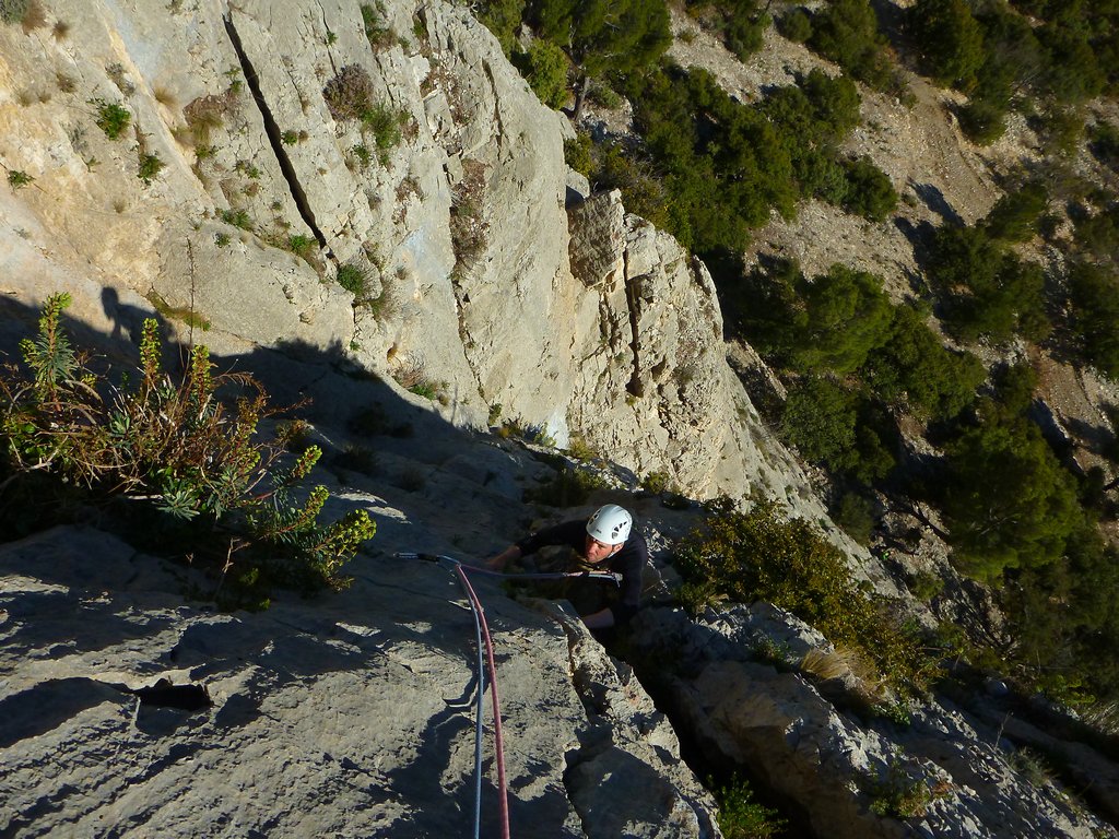 Escalade Plaisir Alpes du Sud, Provence: 200 grandes voies du 4b au 6a/b d'accès aisé : Galley, Hervé