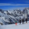 La team à la montée dans le vallon de Cerise